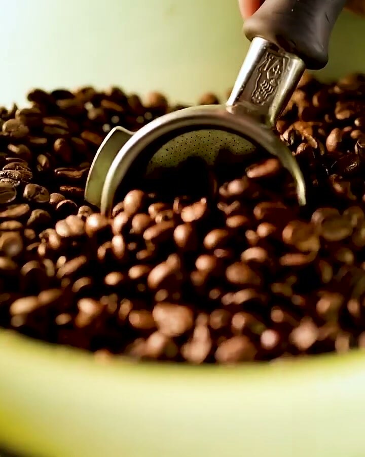 Good coffee doesn’t rush.